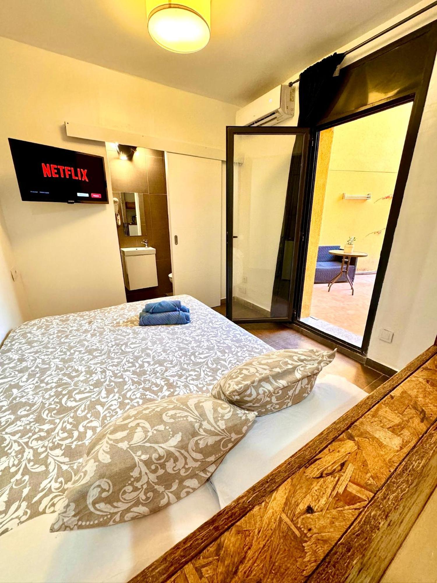 Mt Boutique Suites Y Apartamentos - Adults Only - マタロー エクステリア 写真